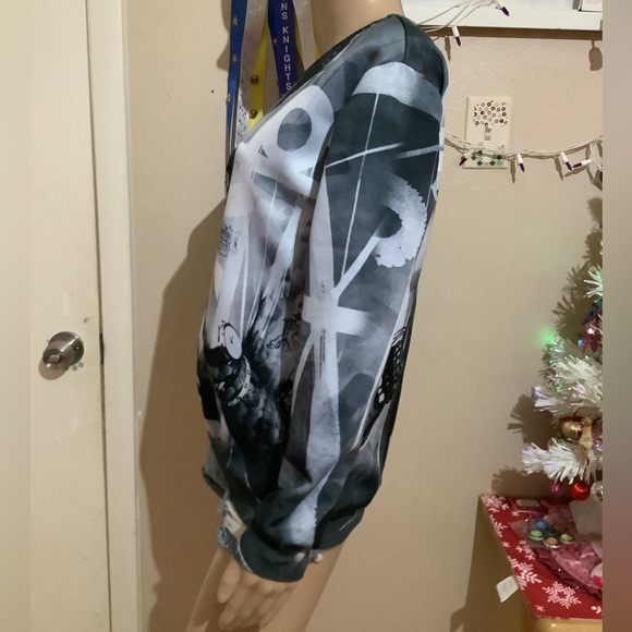 Justin Bieber Album Graphic Pullover Sweatshirt - Picture 5 of 6